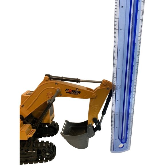 Remote Control Excavator Toy Working Arm Tracks Power Construction Yellow Black - Picture 11 of 12
